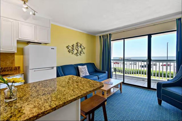 6102 Seawall Boulevard 250, Galveston, TX 77551