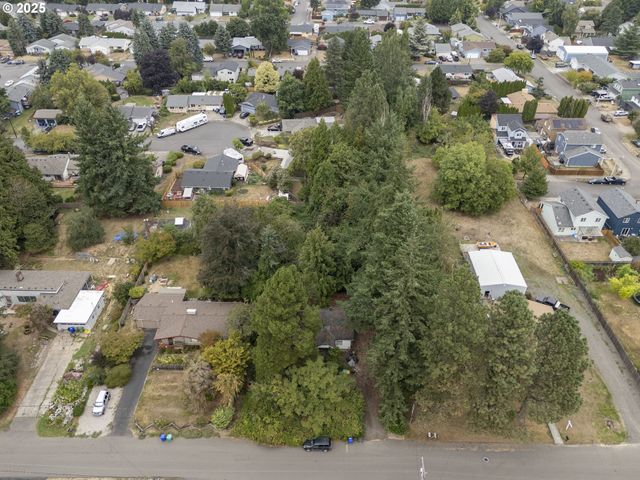 3679 Se 14TH St, Gresham, OR 97080