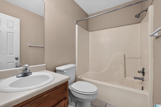 729 13TH TERRACE NW, Center Point, AL 35215