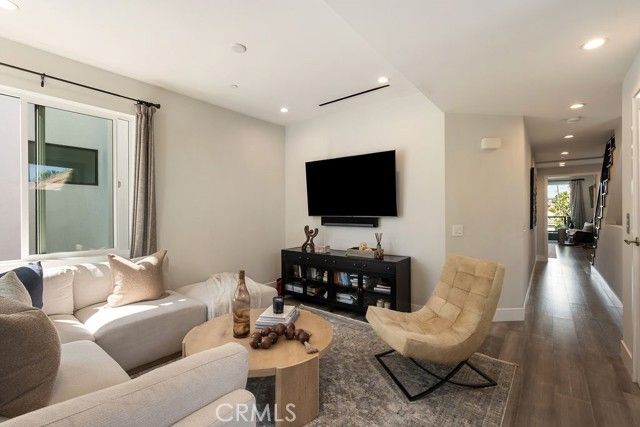 624 14th Street, Huntington Beach, CA 92648