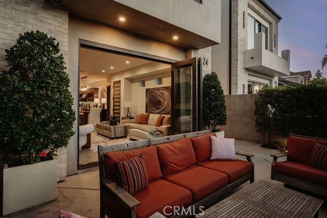 624 14th Street, Huntington Beach, CA 92648