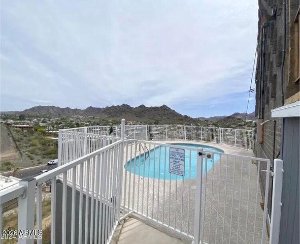 1057 E Butler Drive 4C, Phoenix, AZ 85020