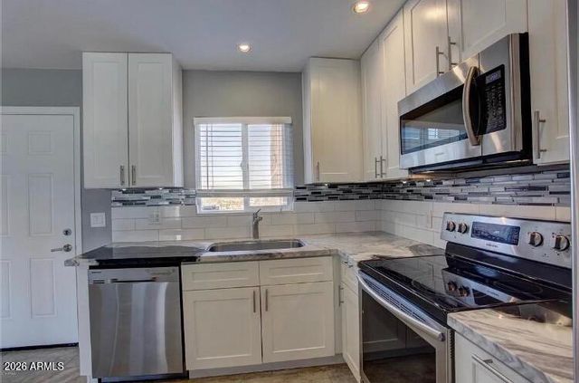 1057 E Butler Drive 4C, Phoenix, AZ 85020