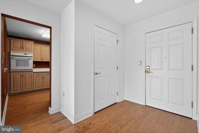 2205 WINDROW DR, Princeton, NJ 08540