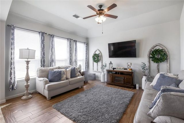 4640 Tiddle LN, Pflugerville, TX 78660