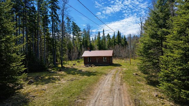 975 Newark Pond Road, Newark, VT 05871