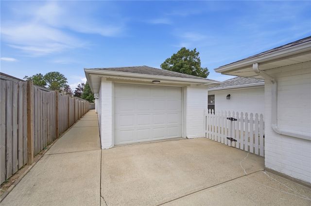 3753 Glaser Drive, Kettering, OH 45429