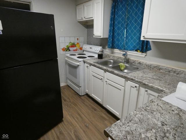 2338 Magnolia Place, Indianapolis, IN 46219