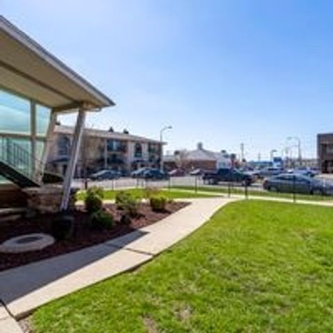 6324 W 63rd Street 4, Chicago, IL 60638