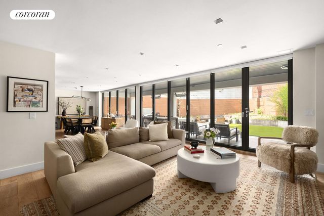 585 UNION Avenue TH, New York City, NY 11211