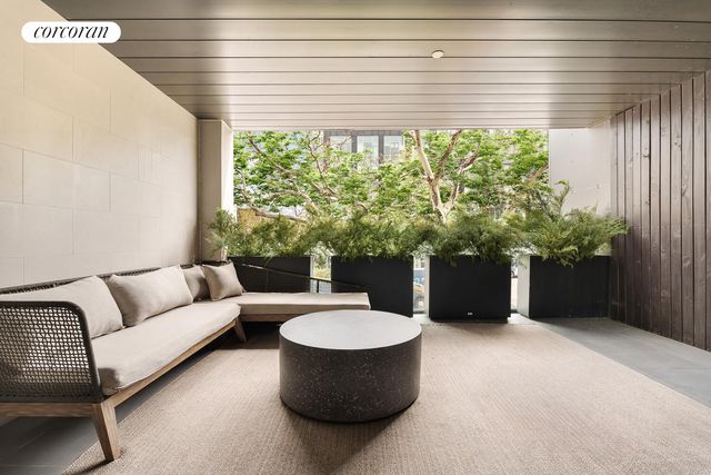 585 UNION Avenue TH, New York City, NY 11211