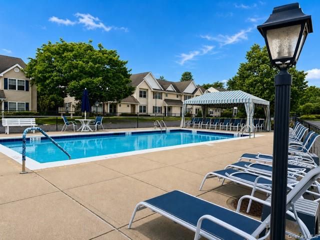 11 Morley Circle, Melville, NY 11747