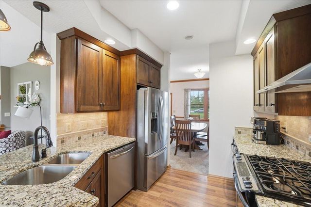 8870 Surrey Lane, Plain City, OH 43064