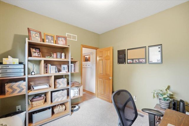 8870 Surrey Lane, Plain City, OH 43064