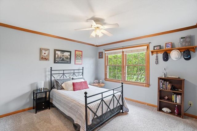 8870 Surrey Lane, Plain City, OH 43064