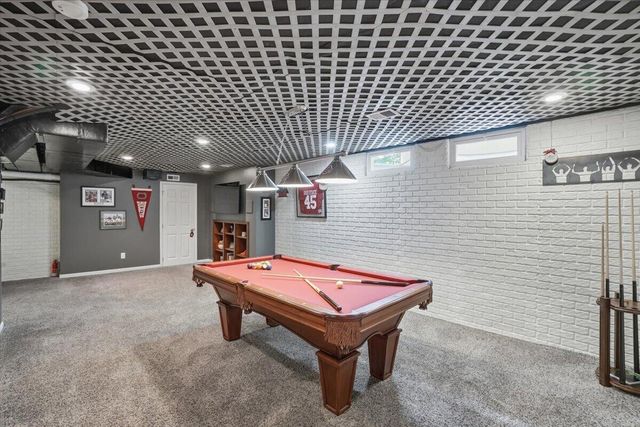 8870 Surrey Lane, Plain City, OH 43064