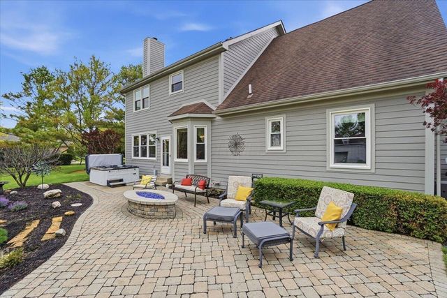 8870 Surrey Lane, Plain City, OH 43064