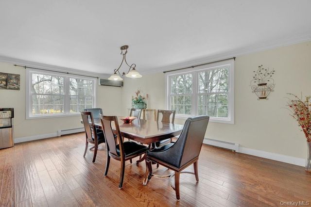 75 N Airmont Road, Suffern, NY 10901