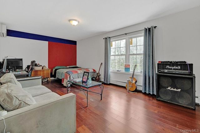 75 N Airmont Road, Suffern, NY 10901