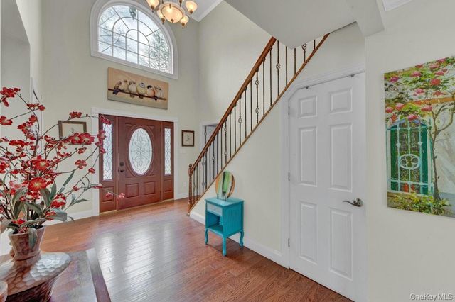 75 N Airmont Road, Suffern, NY 10901