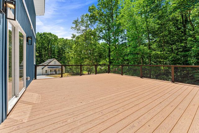 100 plum Street, Westminster, SC 29693
