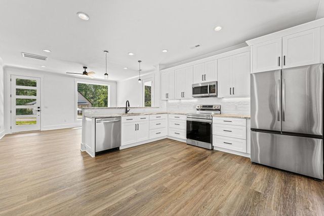 100 plum Street, Westminster, SC 29693