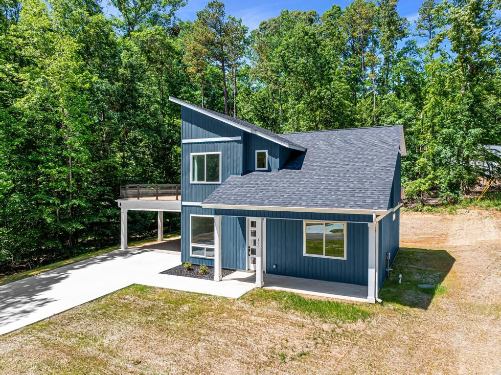100 plum Street, Westminster, SC 29693