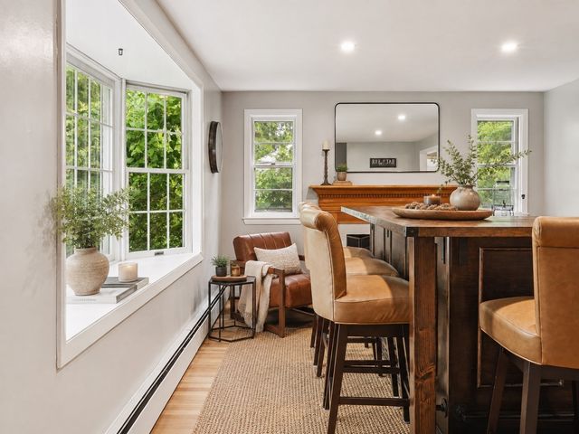 185 Marked Tree Rd, Holliston, MA 01746