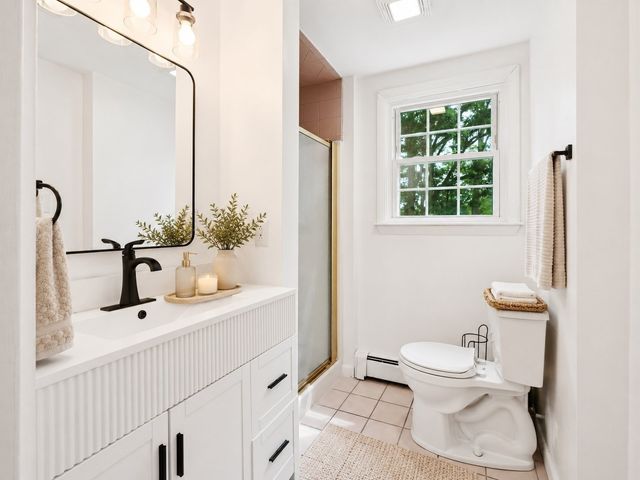 185 Marked Tree Rd, Holliston, MA 01746
