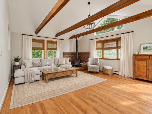 185 Marked Tree Rd, Holliston, MA 01746