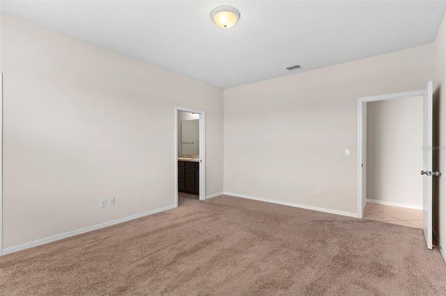 8933 HINSDALE HEIGHTS DRIVE, Polk City, FL 33868