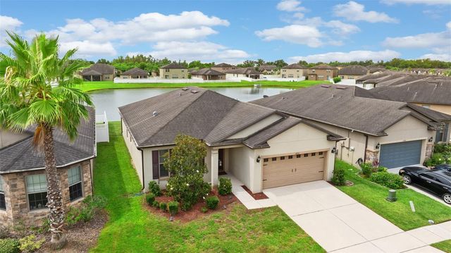 8933 HINSDALE HEIGHTS DRIVE, Polk City, FL 33868