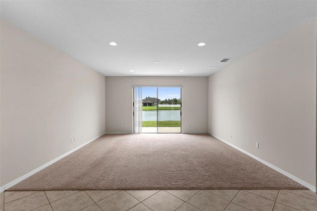 8933 HINSDALE HEIGHTS DRIVE, Polk City, FL 33868