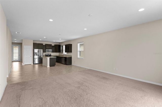 8933 HINSDALE HEIGHTS DRIVE, Polk City, FL 33868