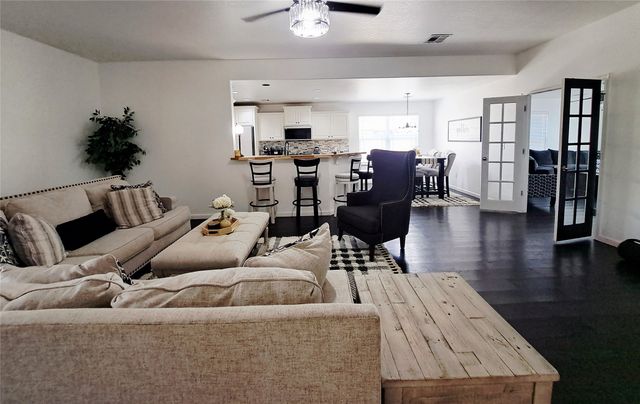 10203 N 119th East Avenue, Owasso, OK 74055