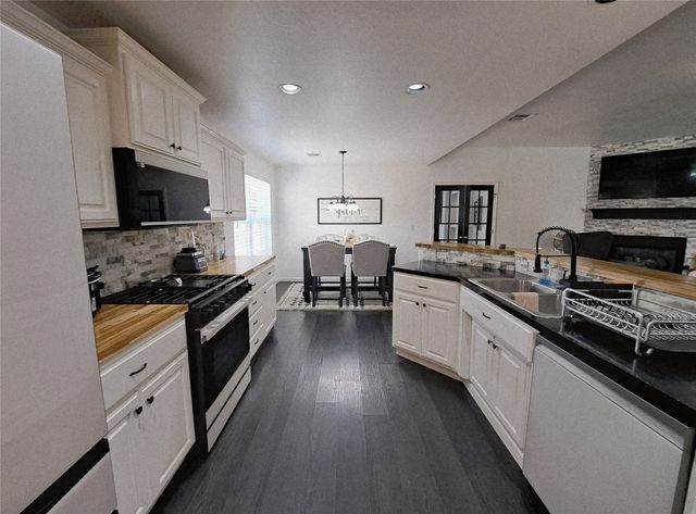 10203 N 119th East Avenue, Owasso, OK 74055