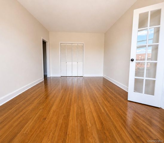 115-25 84th Avenue 6K, Richmond Hill, NY 11418