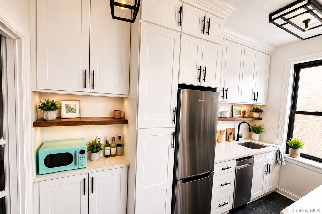 115-25 84th Avenue 6K, Richmond Hill, NY 11418 — photo 4
