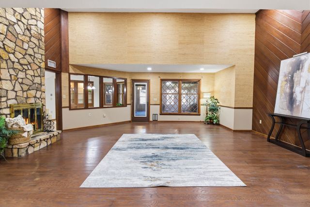 200 Greenwood Pl, Hattiesburg, MS 39402