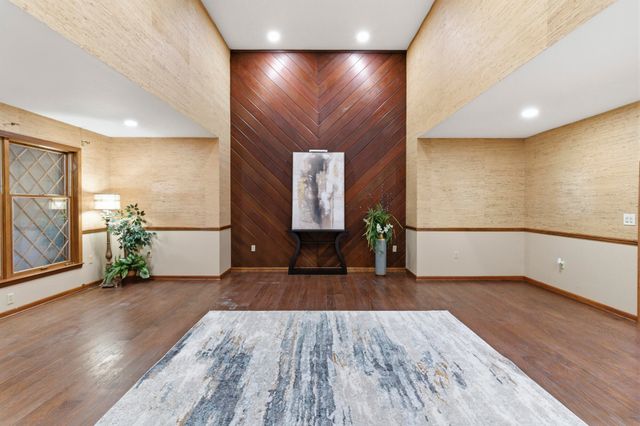 200 Greenwood Pl, Hattiesburg, MS 39402