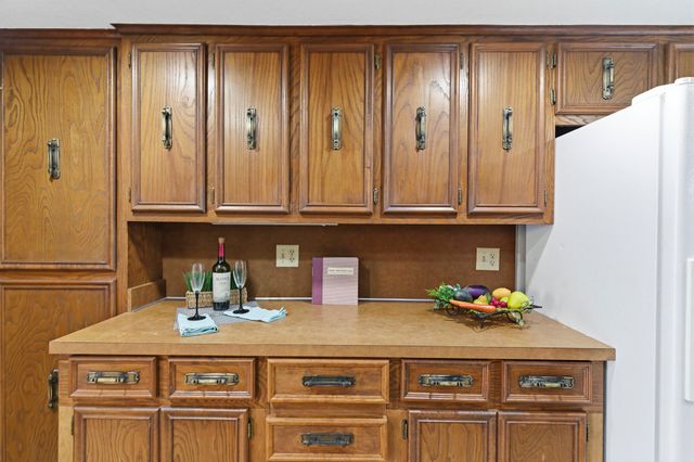 200 Greenwood Pl, Hattiesburg, MS 39402