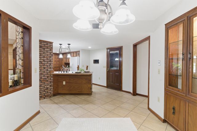 200 Greenwood Pl, Hattiesburg, MS 39402