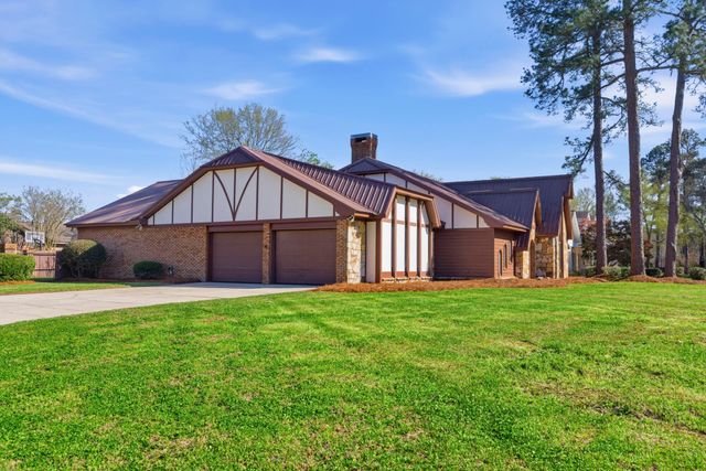 200 Greenwood Pl, Hattiesburg, MS 39402