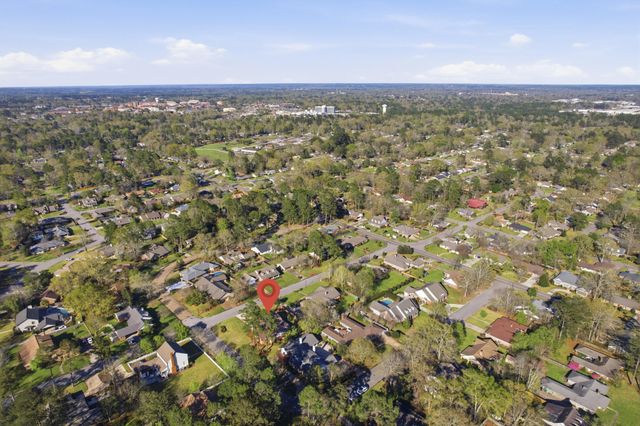 200 Greenwood Pl, Hattiesburg, MS 39402