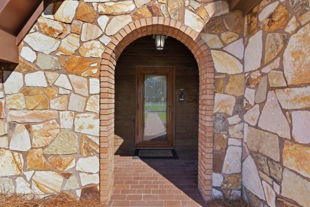 200 Greenwood Pl, Hattiesburg, MS 39402