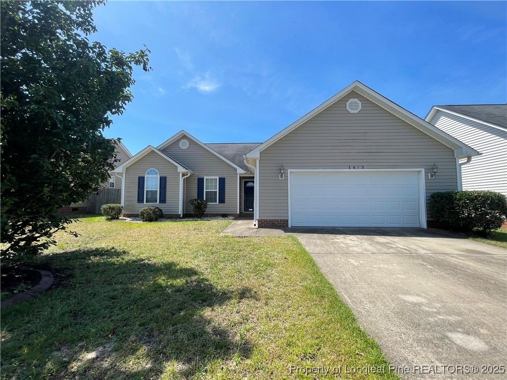 1413 Avoncroft Drive, Fayetteville, NC 28306