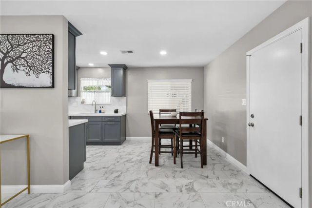 9846 Tamarind Avenue, Bloomington, CA 92316