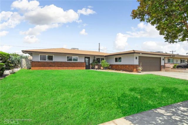 9846 Tamarind Avenue, Bloomington, CA 92316