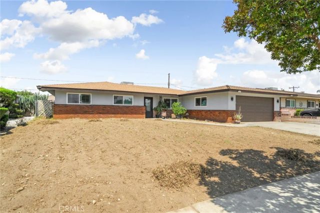 9846 Tamarind Avenue, Bloomington, CA 92316