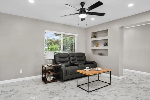 9846 Tamarind Avenue, Bloomington, CA 92316